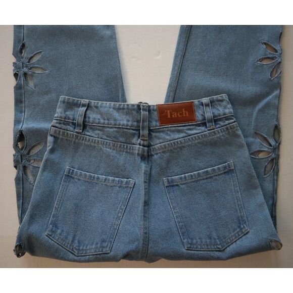Tach x Free People Sz XS Blue Jazmin Cut-Out Flower Embroidered Denim Jeans - Picture 4 of 12
